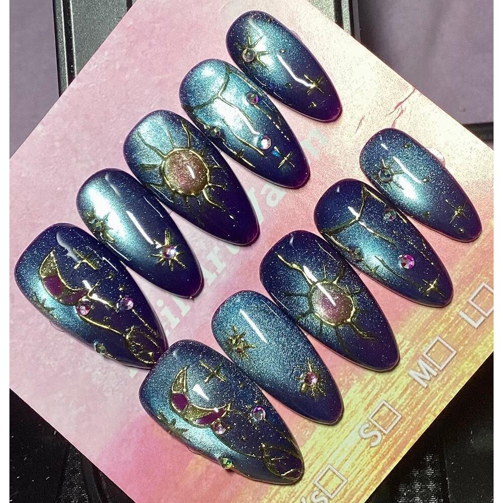 Gorgeous Celestial Theme Blue Cateye Almond Shape Handmade Press-On Nails Medium - Picture 2 of 5